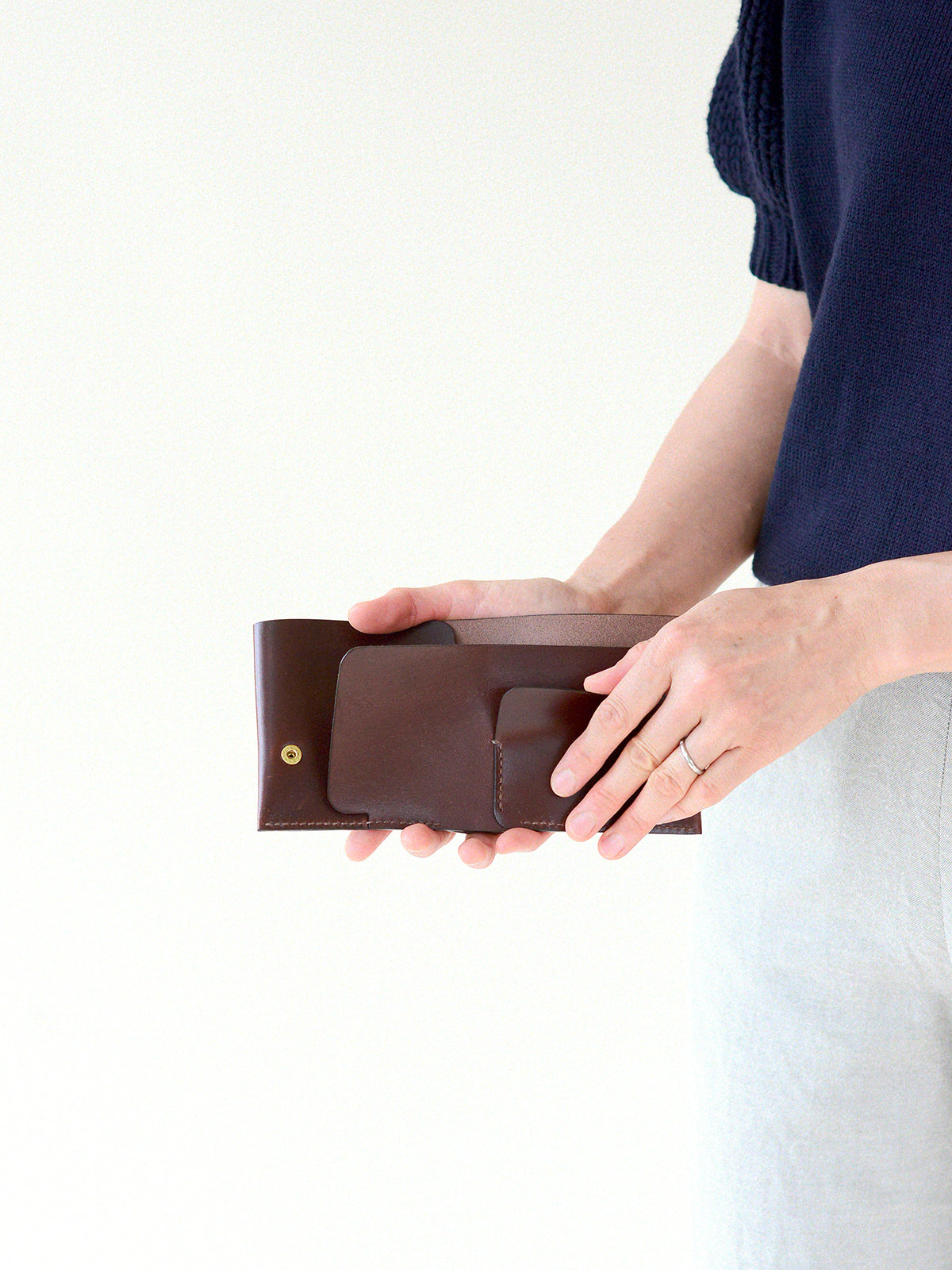 サザンフィールドインダストリーズ サイフ　財布　Wallet サザンフィールドインダストリーズ | バイフォールド ウォレット
