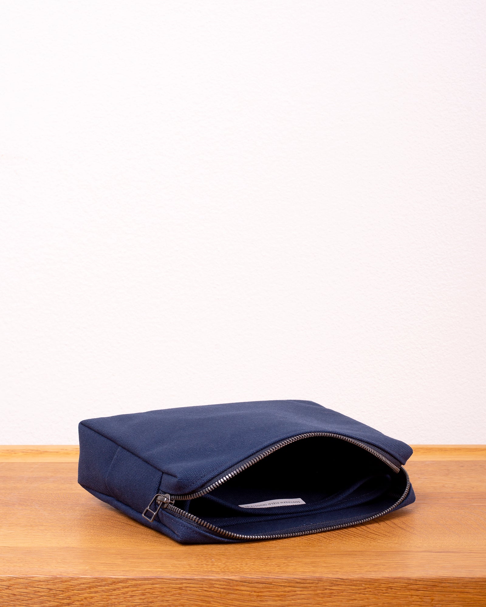 UTILITY POUCH 240 - Navy